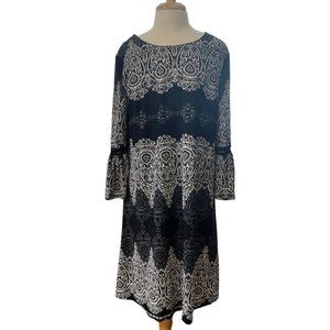 Women's R&K Dress Black, White, Gray with Bell Sleeves